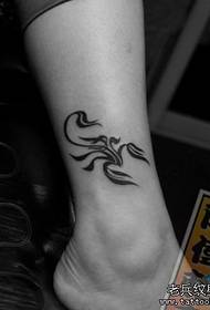 Girl's leg simple one totem scorpion tattoo pattern