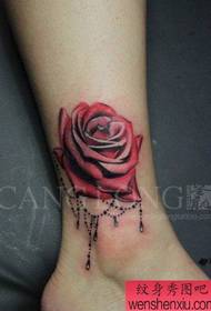 Beautiful and beautiful European and American colored rose tattoos on girls' legs