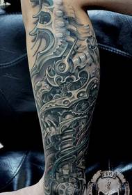 Τα δημιουργικά μηχανικά τατουάζ μοιράζονται τα τατουάζ