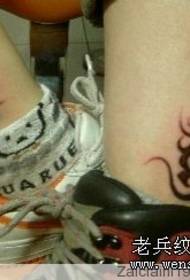 Пар узорака тетоважа: класичан нога санскритски пар узорака тетоважа
