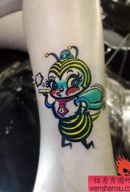 Cute little bee tattoo pattern on the legs
