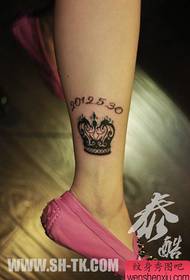 Male leg popular pop totem crown tattoo pattern