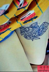 Žene na nogama ribu tetovaže