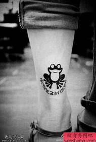 Tattoo show, recommend a leg frog tattoo
