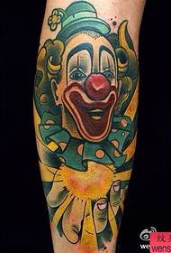 纹身秀图吧推荐一幅腿部彩色小丑纹身图案