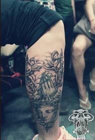Noge Maria Little Angel tetovaže dijele najbolji muzej tetovaža