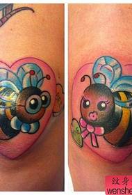 cute little bee tattoo pattern on the knees of girls