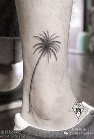 foot Bomb tree tattoo pattern on the wrist