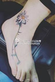 foot watercolor daisy tattoo pattern