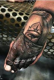 Modèle de tatouage de pied ninja