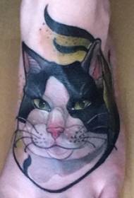 boys on the back of the painted gradient simple line small animal cat tattoo pictures