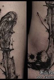 Eight European and American splash ink dagger tattoo pattern