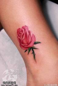 forró tövis tűz rózsa tetoválás minta