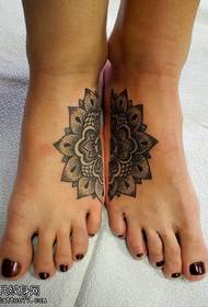 classic vanilla tattoo pattern on the foot