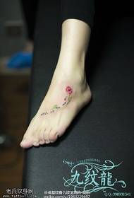 foot surface Floral tattoo pattern