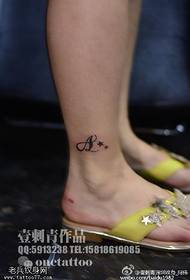 hvězda tetování vzor na kotníku