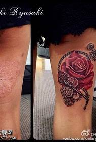 concealer metal hot red rose tattoo pattern