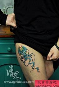 Beautiful and beautiful jellyfish tattoo pattern