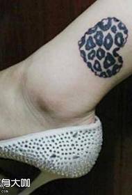 nožni leopard ljubezen vzorec tatoo