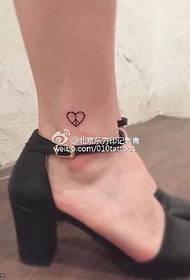 model tatuazhesh në zemër në kyçin e këmbës 47769 - lule e vogël tatuazh në kyçin e këmbës