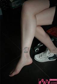 可爱小象脚踝纹身图片