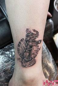 circ mic elefant creativ poza tatuaj glezna