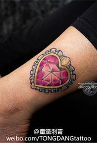 boja gležnja ljubav dijamant tetovaža uzorak