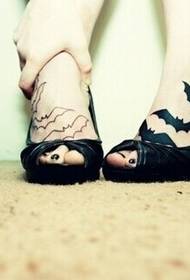 woman feet sexy bat tattoo pattern picture