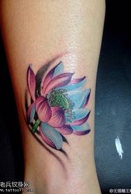 Foot personality color lotus tattoo pattern