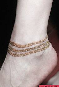 djevojka gležanj popularni klasični željezni lanac lančić tetovaža uzorak