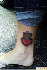 denim maschile pedi rossi vinu core, corona tatuaggi di stampa