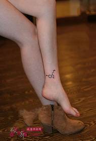 long leg sister small fresh chemical symbol tattoo picture