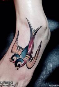 instep kleur dûbelkoppige swalker tattoo patroan