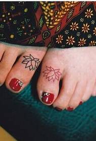 Piękny obraz tatuaż lotosu stóp
