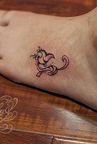 Tattoo show to share an instep tiger cat tattoo pattern