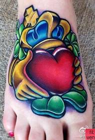 Instep color school crown heart tattoo pattern