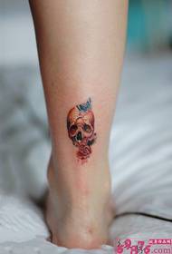 Creative Little Ankle Tattoo Picture 49212 - schedel 灵 美女 美女 创意 创意 creatieve tatoeages tattoo-foto's