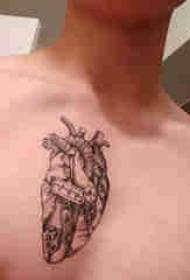 jantung mekanik tatu dada lelaki hitam gambar mekanikal jantung tatu