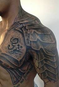 Mitad de una impresionante armadura negra con patrón de tatuaje de personaje