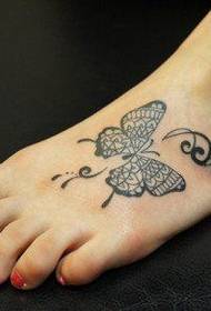 patró de tatuatge de totem de papallona de peus