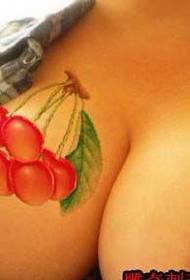 voller Versuchung Kirsche Tattoo Bilder auf der Brust 51381 - Brust zerrissenes Herz Buchstaben Tattoo Muster