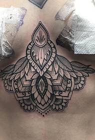 petto vaniglia fiore sting sexy tatuaje di tatuaggi di mudellu