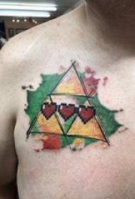 tatuiruotės krūtinė vyro berniuko krūtinės širdies forma ir trikampio tatuiruotės paveikslėlis