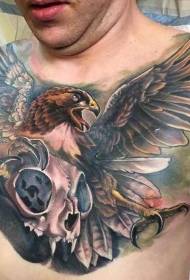 гърдите нов училище оцветен орел с модел на татуировка на котешки череп