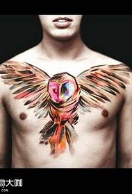 prsni barvi sova tatoo vzorec