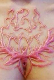 chest personality of the lotus cut meat tattoo pattern