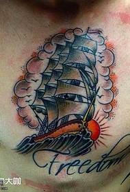 mellkasi csónak tetoválás mintát
