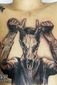 modello di tatuaggio maschera mucca petto