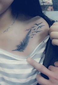 pattern ng tattoo ng feather feather butterfly na dibdib