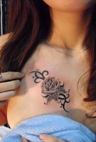 beauty sexy chest rose tattoo pattern